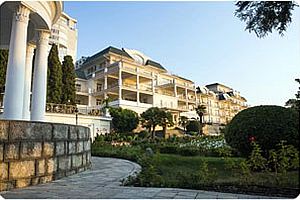Отель Пальмира Палас в Крыму Ялта
